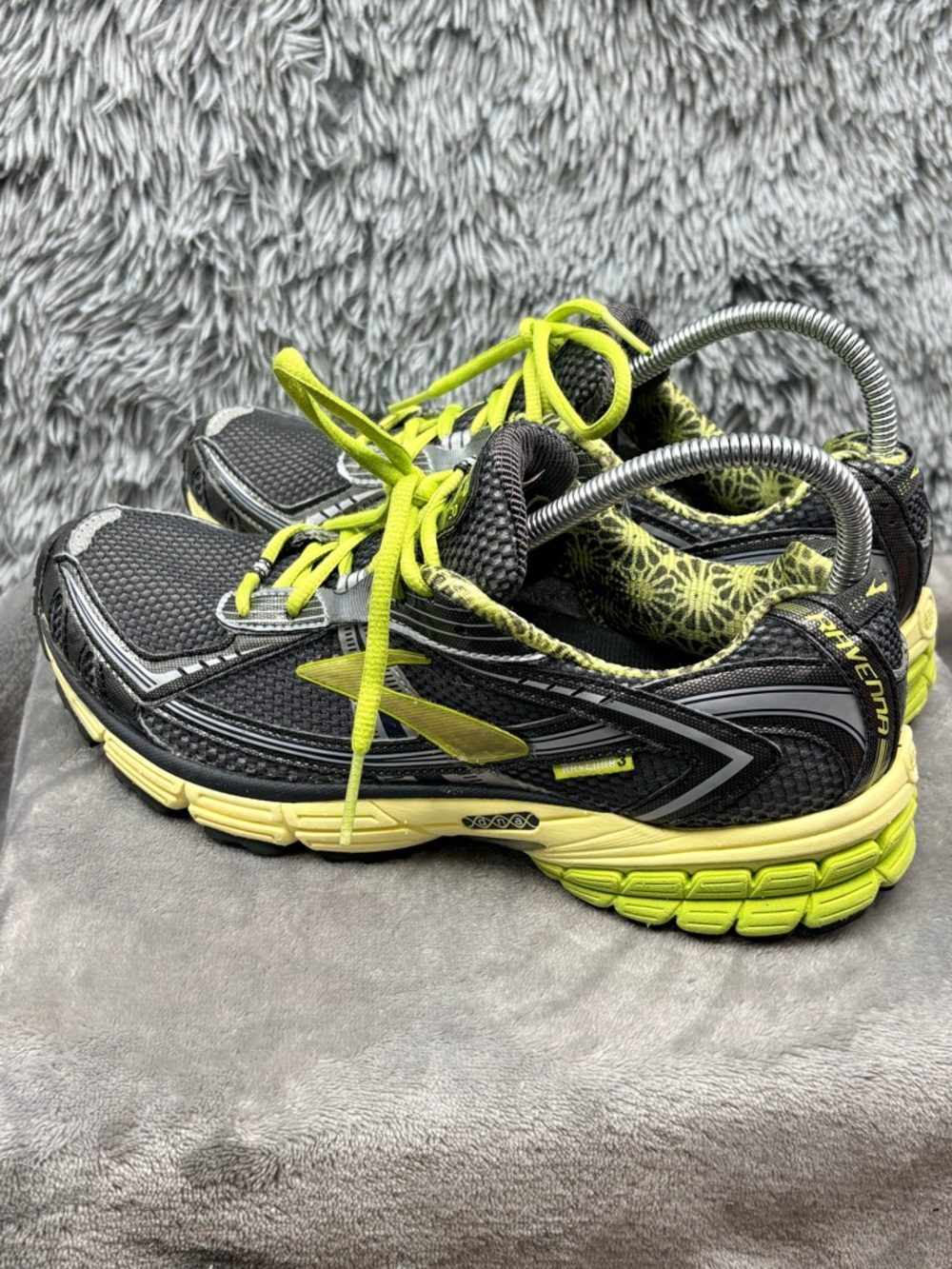 Brooks Sneakers Womens 10 Ravenna 3 Running Shoes Gray Green Casual Training